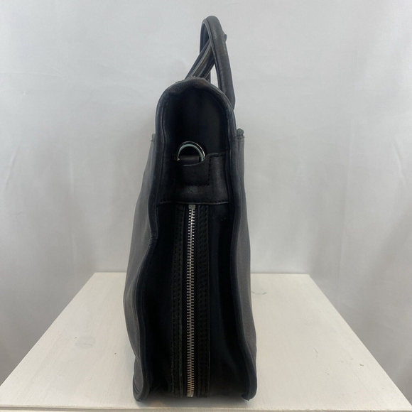 Danier Black Leather Laptop Bag Suitcase 3 Pocket Zipper Closure Padded‎ Lining - Picture 9 of 17